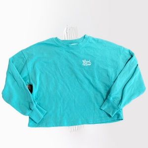 Crop Henley style shirt size womens small